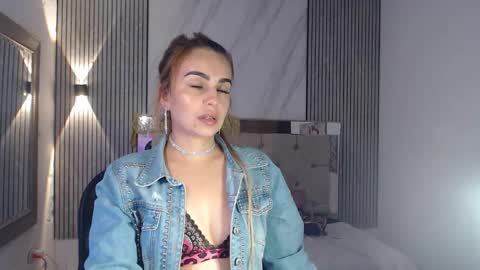 Snapshot of ashley__tylor chatting on January 14, 2026, 7:03 am ashley__tylor online show from January 14, 2026, 7:03 am