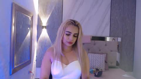 Snapshot of ashley__tylor chatting on February 25, 2026, 3:05 am ashley__tylor online show from February 25, 2026, 3:05 am
