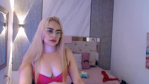 Snapshot of ashley__tylor chatting on March 2, 2026, 2:03 am ashley__tylor online show from March 2, 2026, 2:03 am