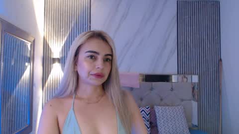 Snapshot of ashley__tylor chatting on April 18, 2026, 2:26 am ashley__tylor online show from April 18, 2026, 2:26 am