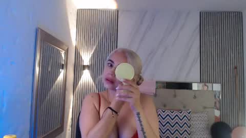 Snapshot of ashley__tylor chatting on May 20, 2026, 12:22 pm ashley__tylor online show from May 20, 2026, 12:22 pm