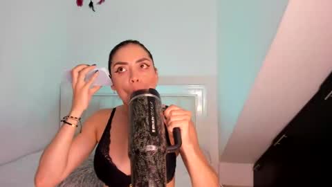 Snapshot of ashley_blair chatting on January 26, 2025, 9:29 pm ashley_blair online show from January 26, 2025, 9:29 pm