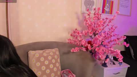 ashley_blum_ online show from April 23, 2026, 11:42 am