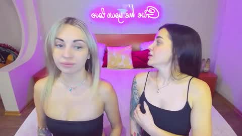 Snapshot of ashley_crashly chatting on January 17, 2026, 9:47 am Alina online show from January 17, 2026, 9:47 am