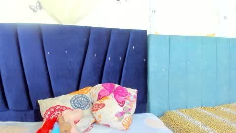 ashley online show from December 16, 2025, 11:37 am