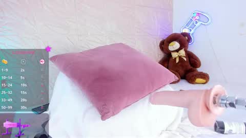 Ashley online show from February 16, 2025, 1:27 pm