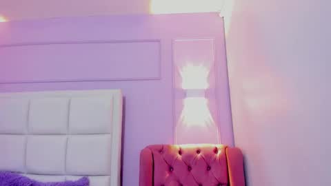 ashley_petit online show from December 2, 2025, 12:21 pm