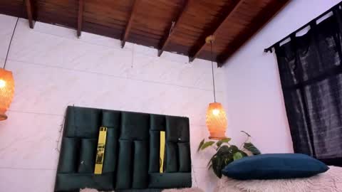 CAMILA online show from January 1, 2025, 6:59 pm