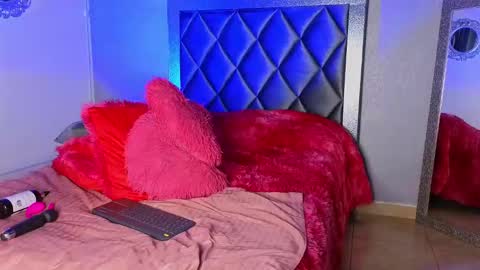 CAMILA online show from January 11, 2025, 11:56 pm