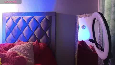 CAMILA online show from September 21, 2025, 12:18 pm