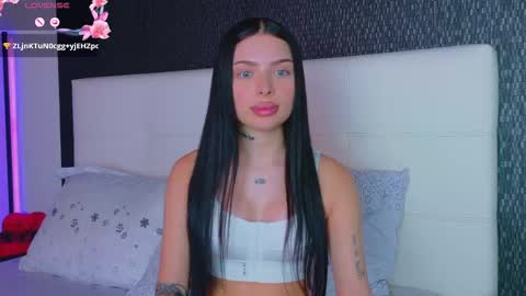 Snapshot of ashleyetthen chatting on February 23, 2026, 6:49 pm AshleyEtthen online show from February 23, 2026, 6:49 pm