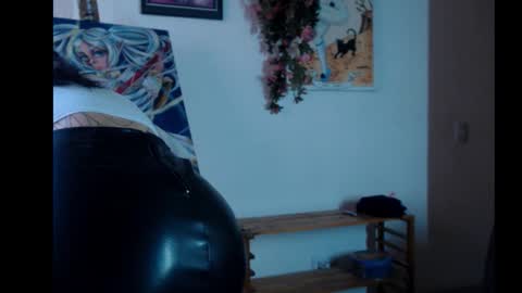 ashleyharper__ online show from October 29, 2025, 10:11 pm