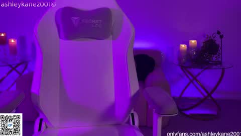 Snapshot of ashleykane2001 chatting on February 15, 2026, 2:52 am Ashley online show from February 15, 2026, 2:52 am