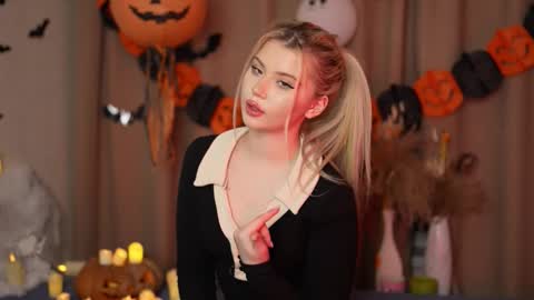 AshleyNiko online show from October 30, 2025, 3:35 pm