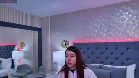 Snapshot of ashleyroberh chatting on February 1, 2026, 12:15 pm AshleyRoberh online show from February 1, 2026, 12:15 pm