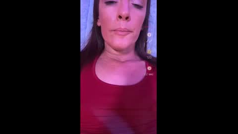 Snapshot of ashleyshyne69 chatting on October 30, 2025, 1:18 am Ashley online show from October 30, 2025, 1:18 am