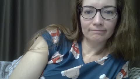 Ashley online show from February 2, 2026, 5:28 am