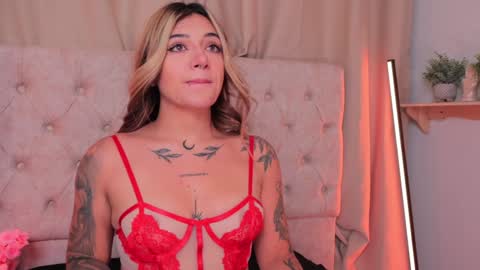 Snapshot of ashleyvalirya chatting on January 20, 2025, 3:48 am Ashley Lauren online show from January 20, 2025, 3:48 am