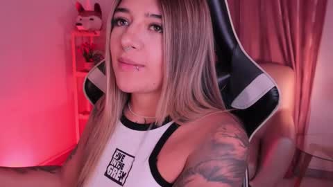 Ashley Lauren online show from January 12, 2026, 3:56 am