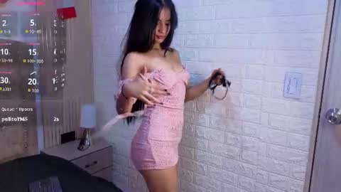 ashlybloom1 online show from July 1, 2026, 12:18 pm
