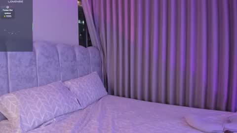 Paula Baleta  online show from November 7, 2025, 3:17 am