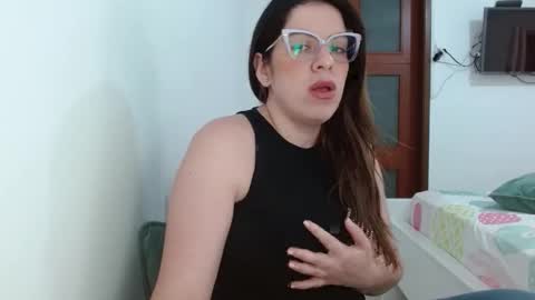 Snapshot of ashlymoon chatting on November 9, 2025, 3:32 pm AshlyMoon online show from November 9, 2025, 3:32 pm