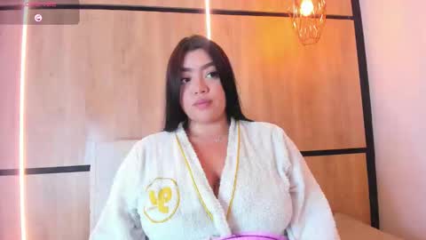 ashlyn online show from January 13, 2026, 8:58 pm