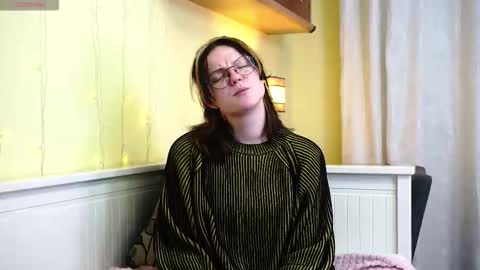 Snapshot of ashlyvincente chatting on February 6, 2026, 8:34 pm Kristine online show from February 6, 2026, 8:34 pm