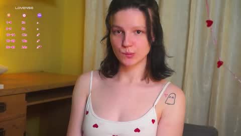 Snapshot of ashlyvincente chatting on February 7, 2026, 8:34 pm Kristine online show from February 7, 2026, 8:34 pm