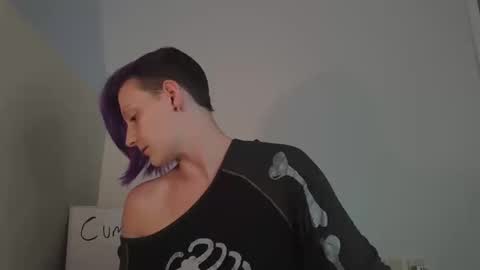 Ash online show from October 14, 2025, 8:31 pm