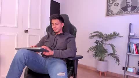 my name real is camilo online show from October 21, 2025, 3:18 am