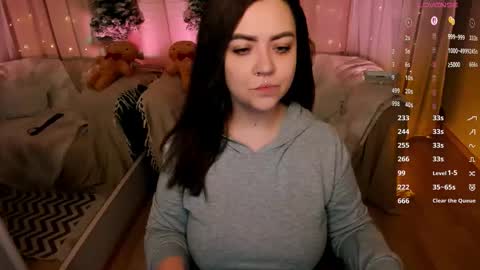 Snapshot of ashton_heidi chatting on December 17, 2025, 12:16 am Your girlfriend online show from December 17, 2025, 12:16 am