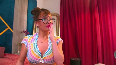 Snapshot of ashy_bunny chatting on May 15, 2026, 4:14 pm ashy_bunny online show from May 15, 2026, 4:14 pm