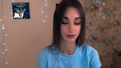 asia_n_ online show from October 28, 2025, 4:27 am