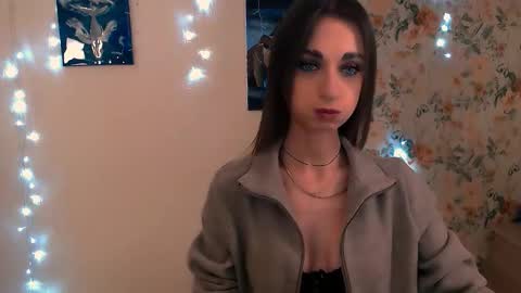 asia_n_ online show from December 1, 2025, 10:53 am