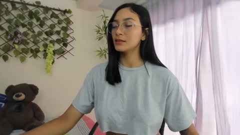 Snapshot of asiam_brunet chatting on October 14, 2025, 2:07 pm Camila online show from October 14, 2025, 2:07 pm