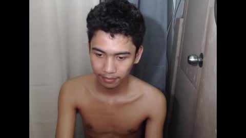 Snapshot of asian_ainsley69 chatting on April 20, 2026, 5:48 pm asian_ainsley69 online show from April 20, 2026, 5:48 pm