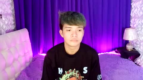 asian_blakefoster online show from May 27, 2026, 1:13 am