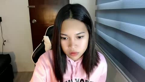 Snapshot of asian_cecilyxx chatting on January 30, 2025, 3:22 am Cecily online show from January 30, 2025, 3:22 am