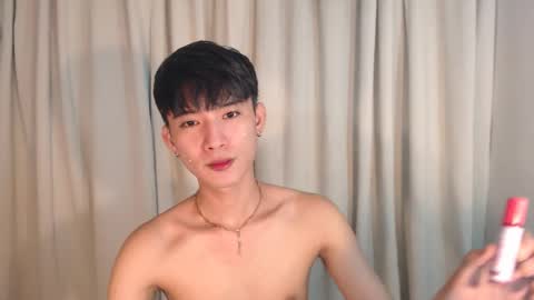 Snapshot of asian_cutiebaexx chatting on September 24, 2025, 7:01 am Pat online show from September 24, 2025, 7:01 am