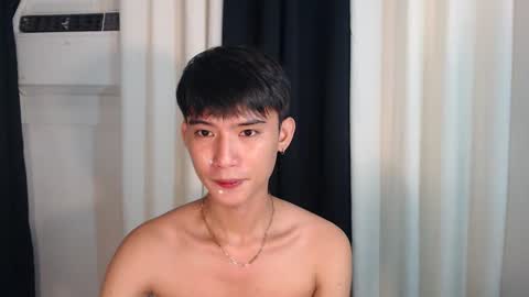 Snapshot of asian_cutiebaexx chatting on October 15, 2025, 9:48 pm Pat online show from October 15, 2025, 9:48 pm