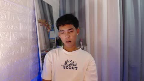 Snapshot of asian_dax chatting on December 16, 2024, 2:05 pm Nacht online show from December 16, 2024, 2:05 pm