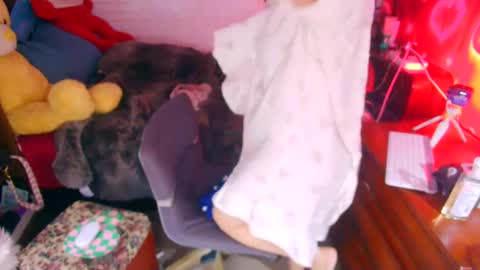 Snapshot of asian_diana69 chatting on January 5, 2025, 3:53 am diane online show from January 5, 2025, 3:53 am