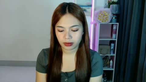 asian_enzyxx online show from February 26, 2026, 2:32 am