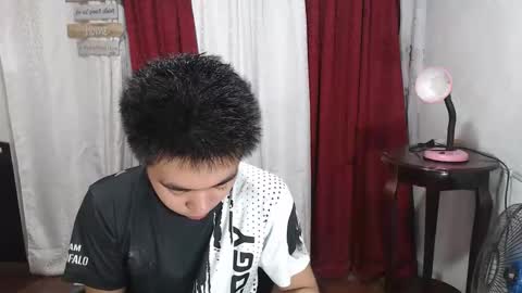 asian_janush online show from December 1, 2025, 10:42 am