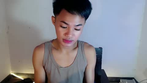 asian_lover05 online show from March 16, 2026, 4:55 pm