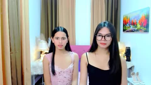 mooreen online show from October 24, 2025, 2:13 pm