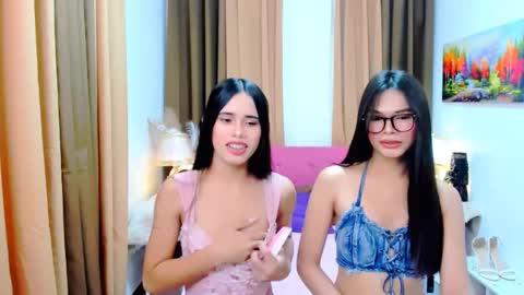 mooreen online show from October 25, 2025, 12:02 pm