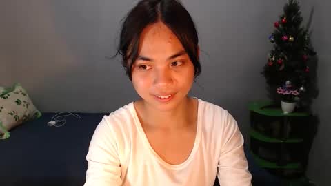 Snapshot of asian_reyshell chatting on November 25, 2025, 11:49 pm Reyshell online show from November 25, 2025, 11:49 pm