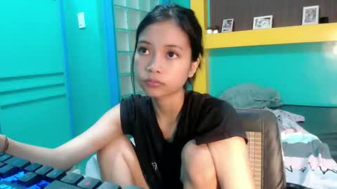 asian_slade online show from May 17, 2026, 12:34 pm